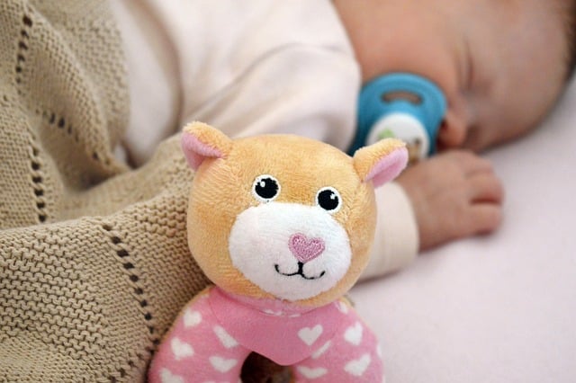 De magische wereld van babyspeelgoed: ontwikkeling en plezier hand in hand